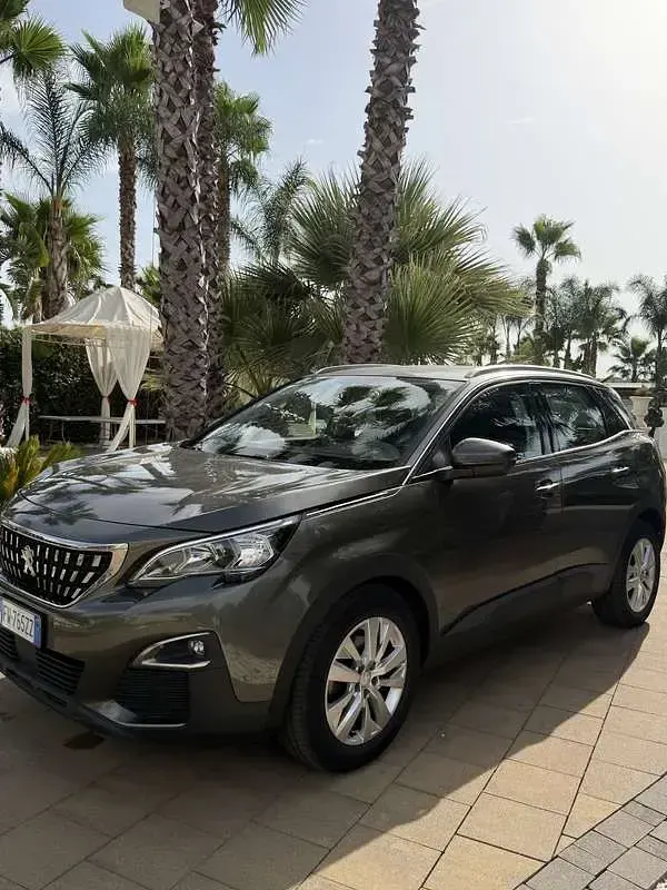 Usata Peugeot 3008 Active 131 CV (96 kW) 2020 SUV