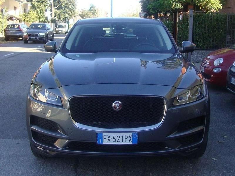 Grigio Usata 2019 Jaguar F-Pace Prestige SUV | 21.000 € (Buon prezzo) - Immagine 1/4
