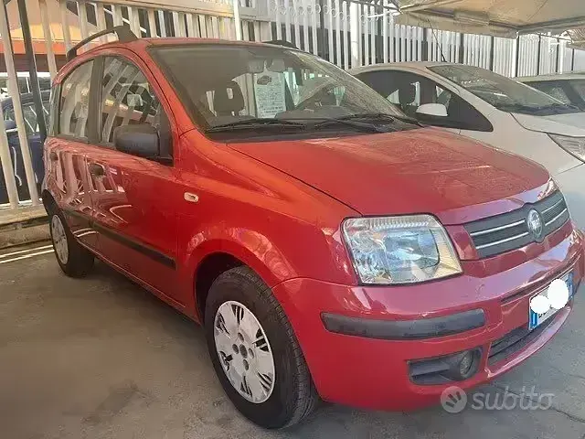 Usata Fiat Panda 60 CV (44 kW) 2006 Rosso Utilitaria