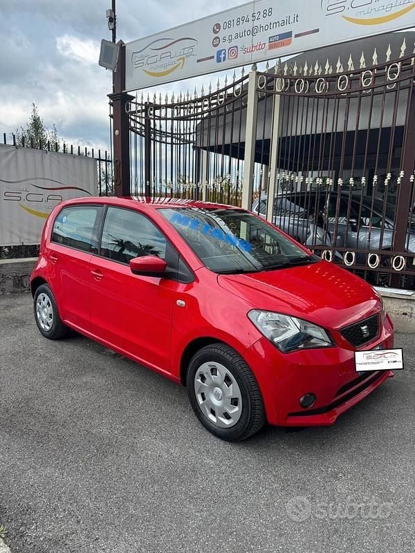 Usata Seat Mii Reference 68 CV (50 kW) 2014 Rosso Utilitaria