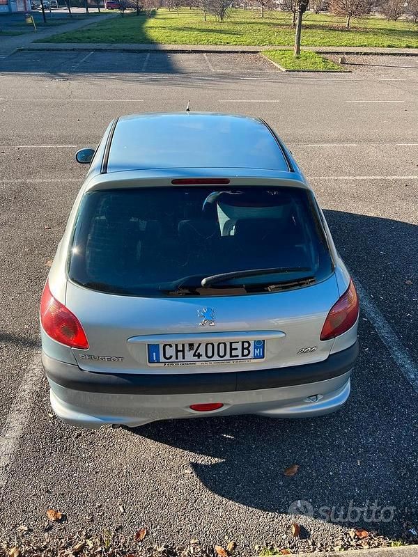 Usata Peugeot 206 2003 Marrone Berlina