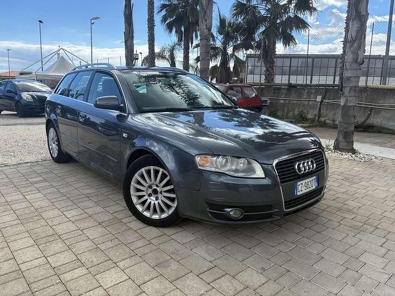 Usata Audi A4 140 CV (102 kW) 2005 Blu/azzurro Station wagon