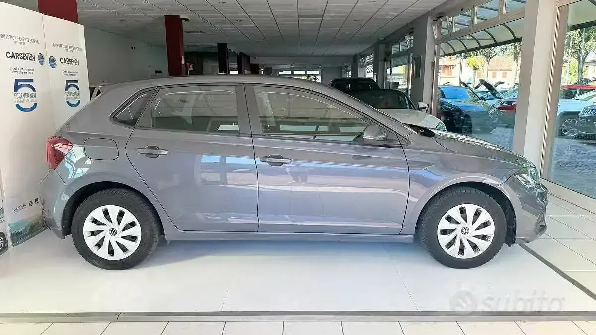 Usata VW Polo 80 CV (58 kW) 2022 Grigio Utilitaria
