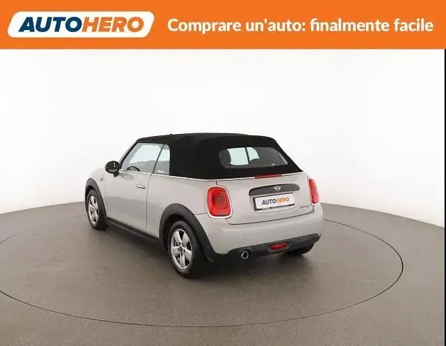 Usata Mini Cooper D Cabriolet 116 CV (85 kW) 2018 Argento Cabrio
