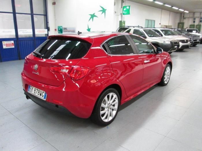 Alfa Romeo Giulietta: listino prezzi 2020, consumi e ...