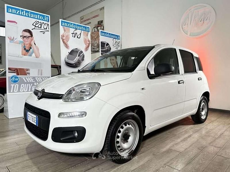 Usata Fiat Panda Pop 69 CV (50 kW) 2019 Bianco Utilitaria