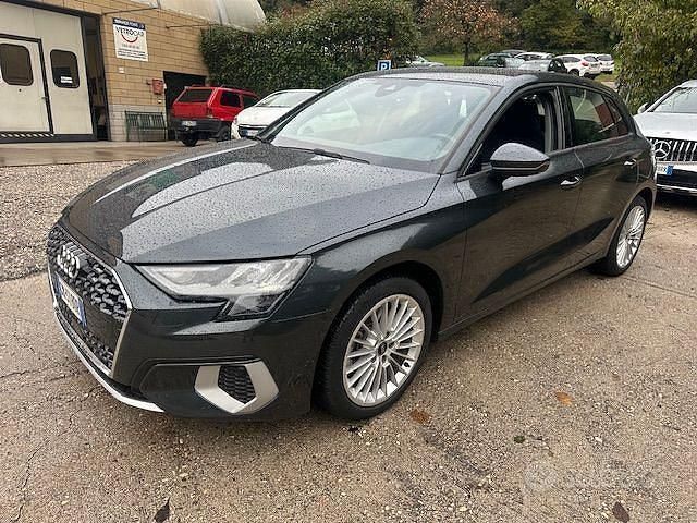 Grigio Usata 2021 Audi A3 Sportback e-tron Due volumi | 22.500 € (Ottimo prezzo) - Immagine 1/4