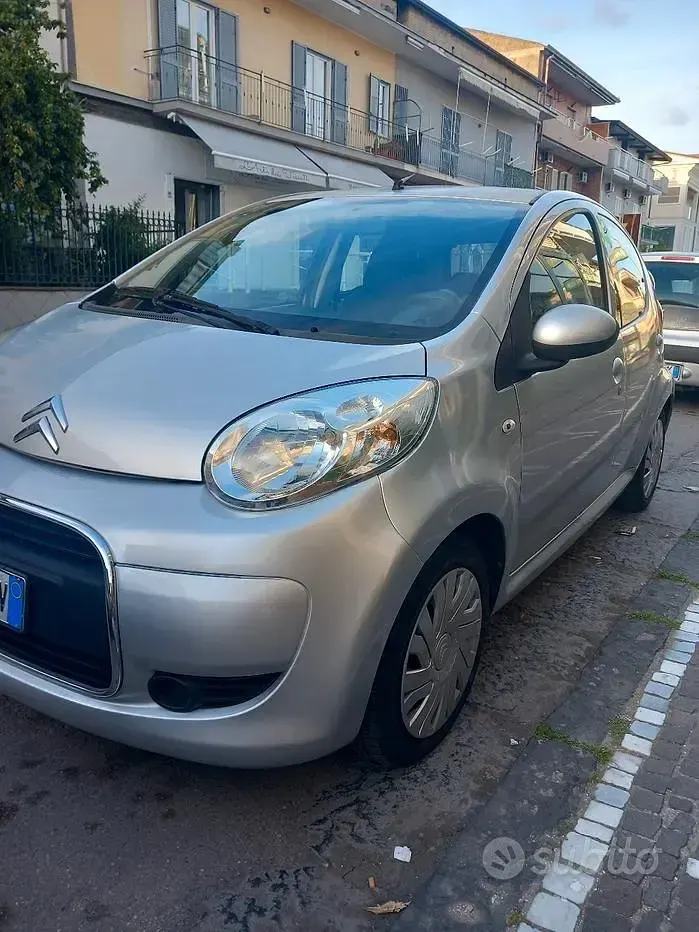 Usata Citroën C1 68 CV (50 kW) 2009 Grigio Utilitaria