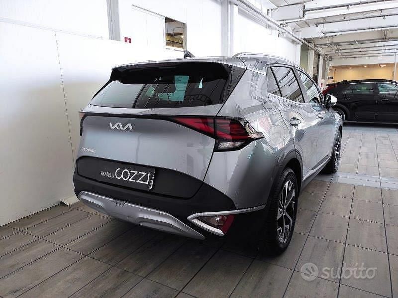 Usata Kia Sportage Style 136 CV (100 kW) 2023 Grigio medio SUV
