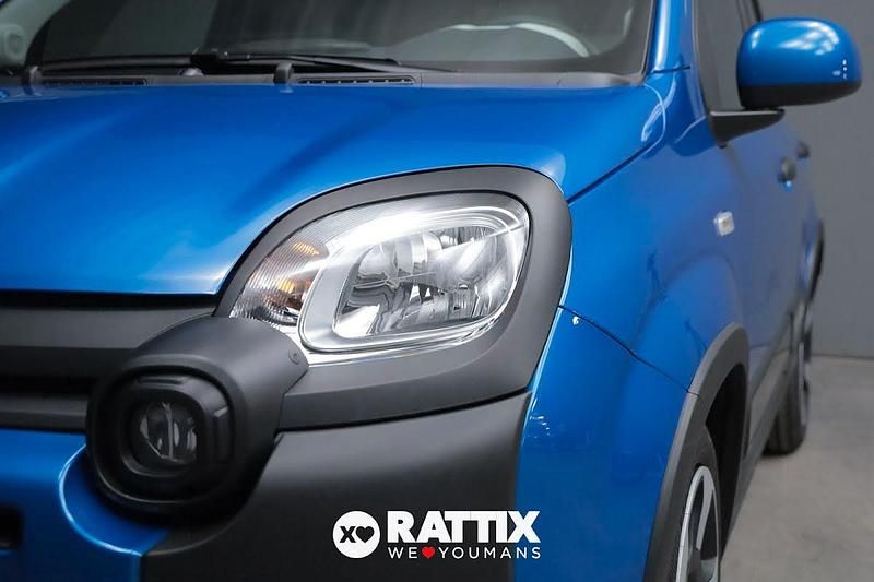 Usata Fiat Panda Cross Cross 69 CV (50 kW) 2025 Blu Utilitaria