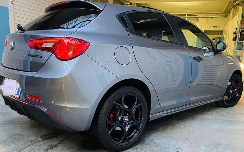 Usata Alfa Romeo Giulietta 120 CV (88 kW) 2020 Grigio Utilitaria