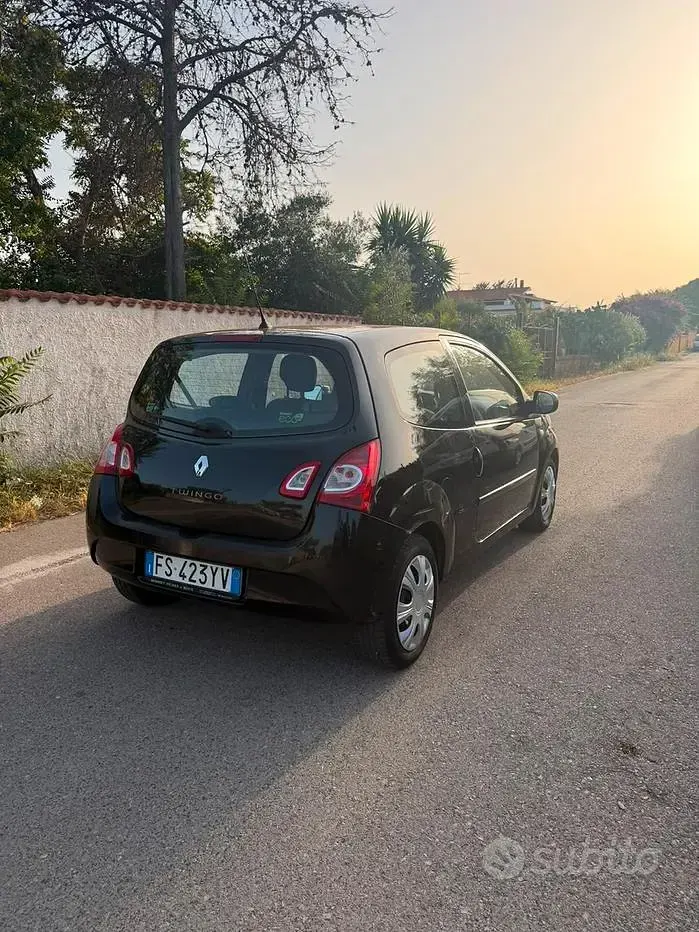 Usata Renault Twingo 75 CV (55 kW) 2013 Nero Utilitaria