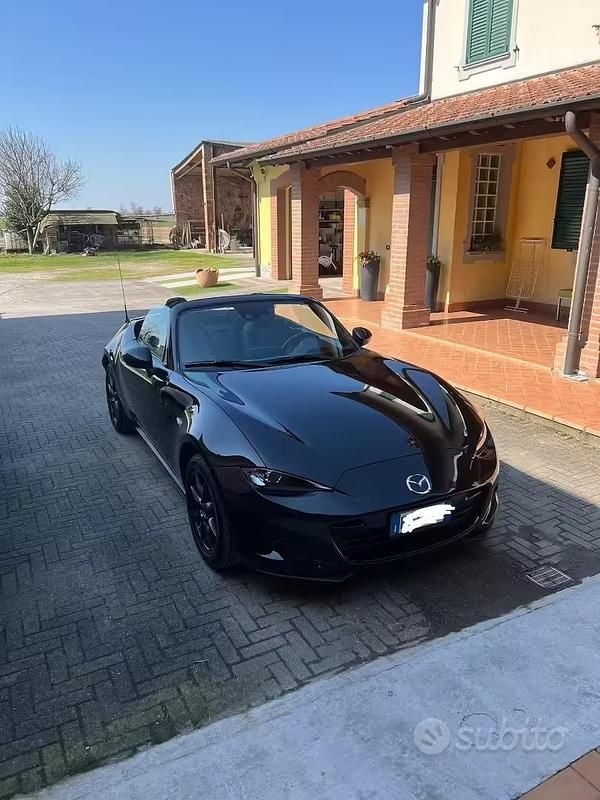 Usata Mazda MX5 Exceed 131 CV (96 kW) 2017 Nero Cabrio