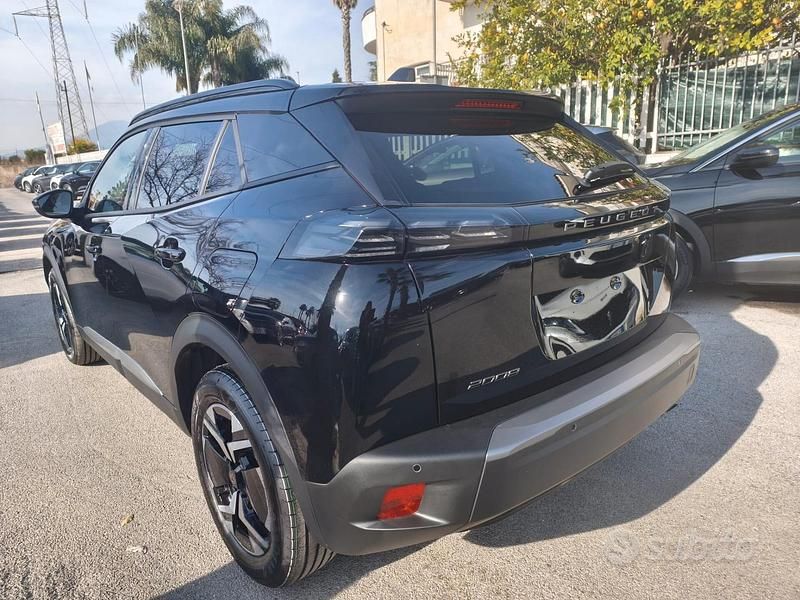 Nuova Peugeot 2008 Allure 101 CV (74 kW) 2025 Nero SUV