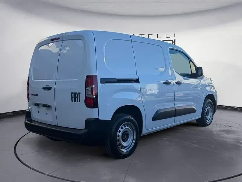 Nuova Fiat Doblò 102 CV (75 kW) 2026 Bianco Monovolume