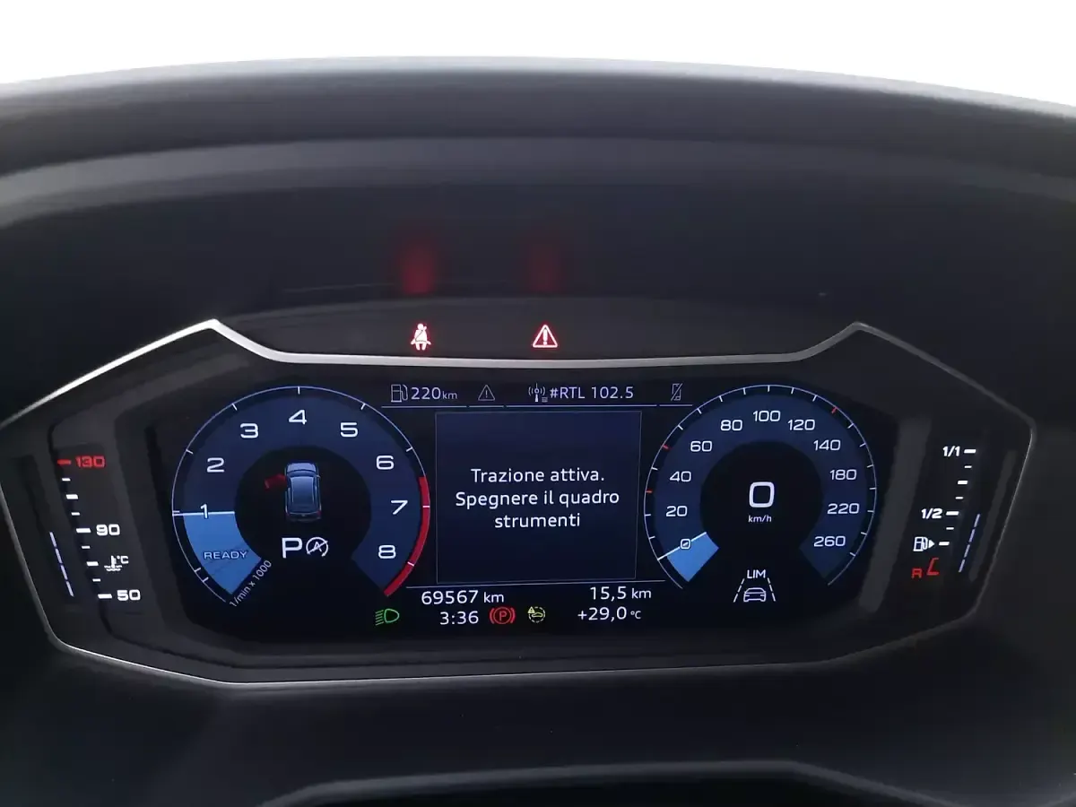 Usata Audi A1 Admired 95 CV (69 kW) 2022 Grigiogrigio SUV