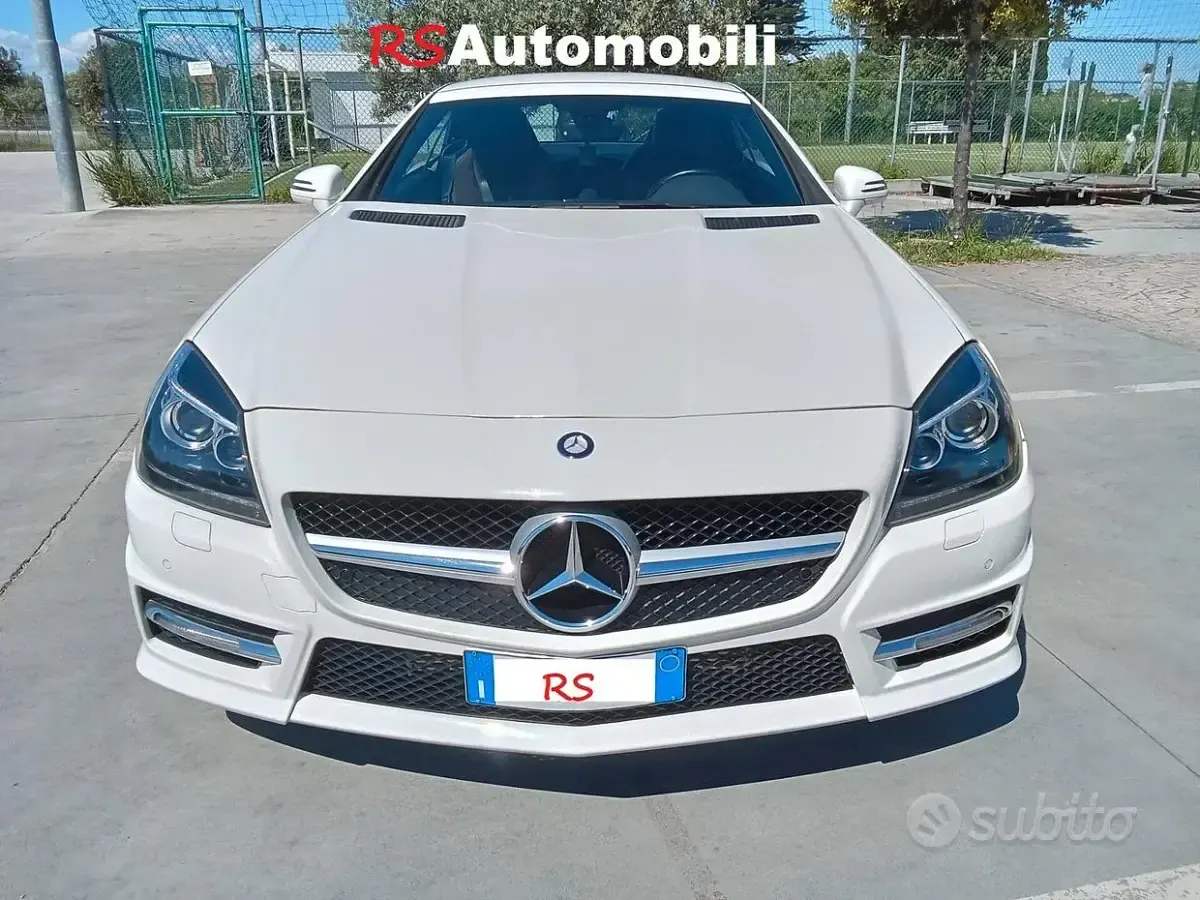 Usata Mercedes SLK250 AMG 204 CV (150 kW) 2013 Cabrio
