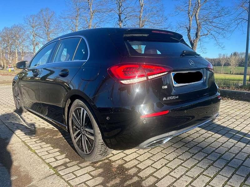 Usata Mercedes A200 150 CV (110 kW) 2021 Nero Berlina
