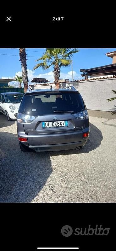 Usata Mitsubishi Outlander Instyle 140 CV (102 kW) 2008 Grigio SUV