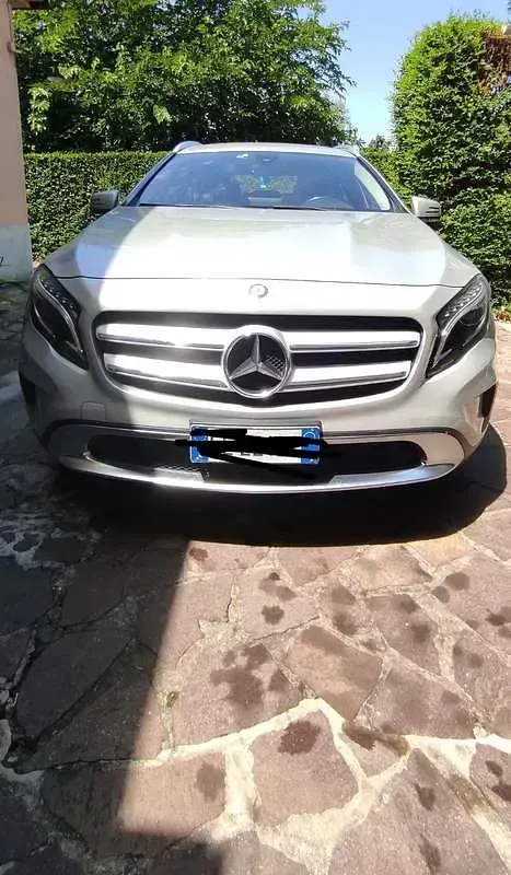 Usata Mercedes GLA180 Executive 109 CV (80 kW) 2016 SUV