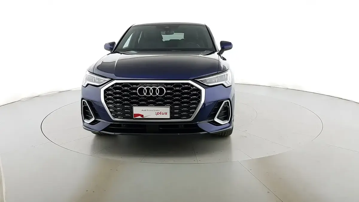 Usata Audi Q3 Sportback S-Line 150 CV (110 kW) 2025 Blu navarra met SUV
