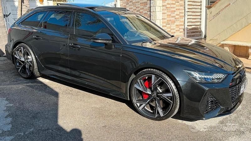 Usata Audi RS6 2022 Nero Station wagon