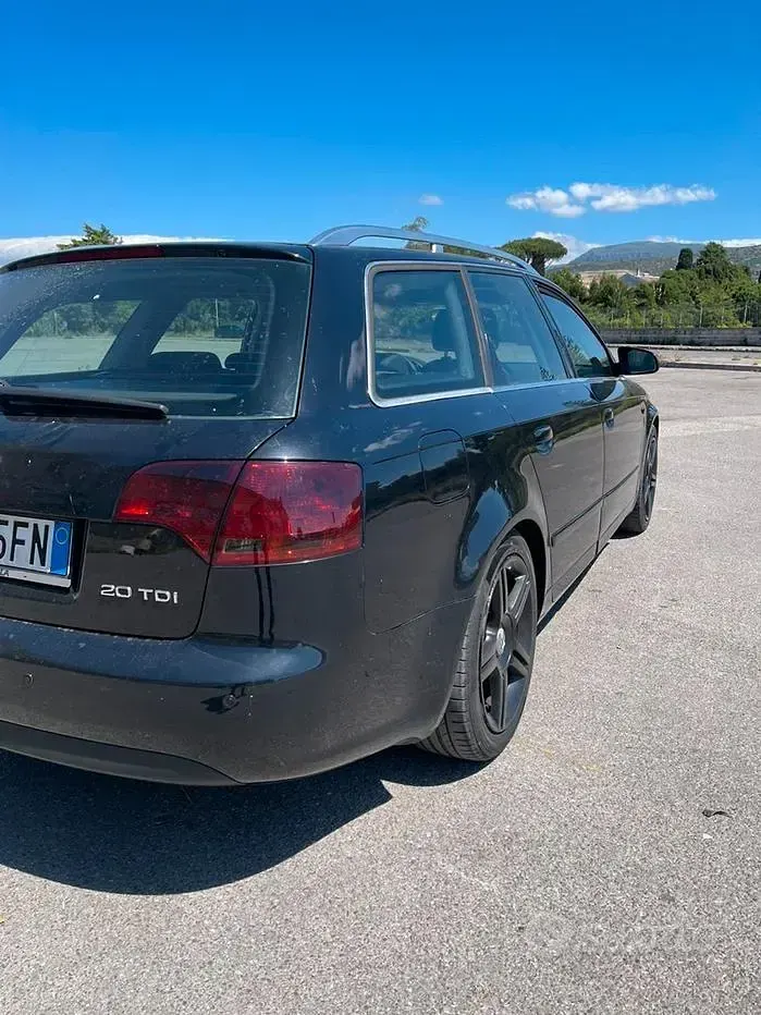 Usata Audi A4 131 CV (96 kW) 2006 Nero Station wagon