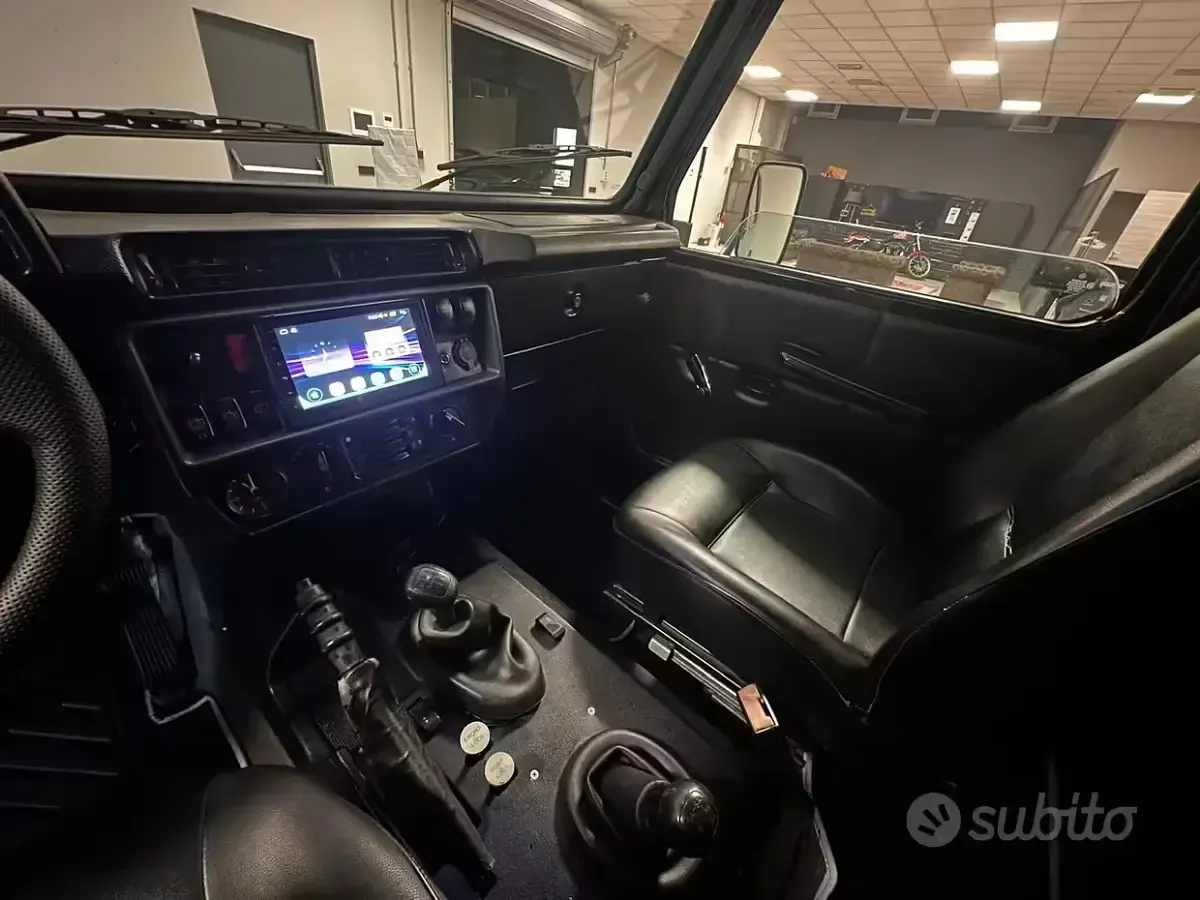 Usata Mercedes G240 72 CV (52 kW) 1980 Nero SUV