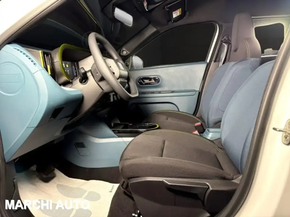 Nuova Fiat Grande Panda Pop 110 CV (80 kW) 2026 Bianco Utilitaria