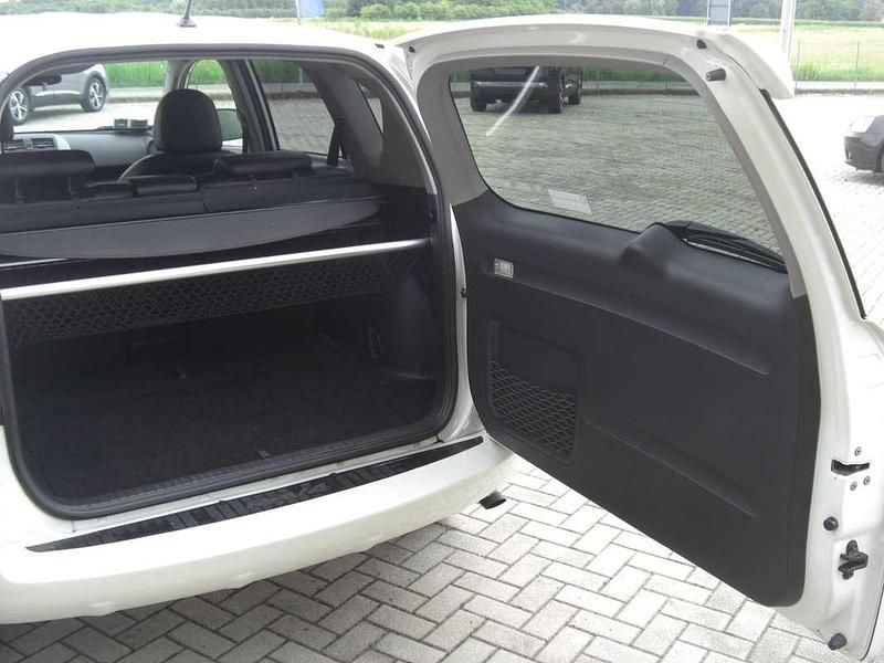 Usata Toyota RAV4 Style 150 CV (110 kW) 2012 Bianco SUV