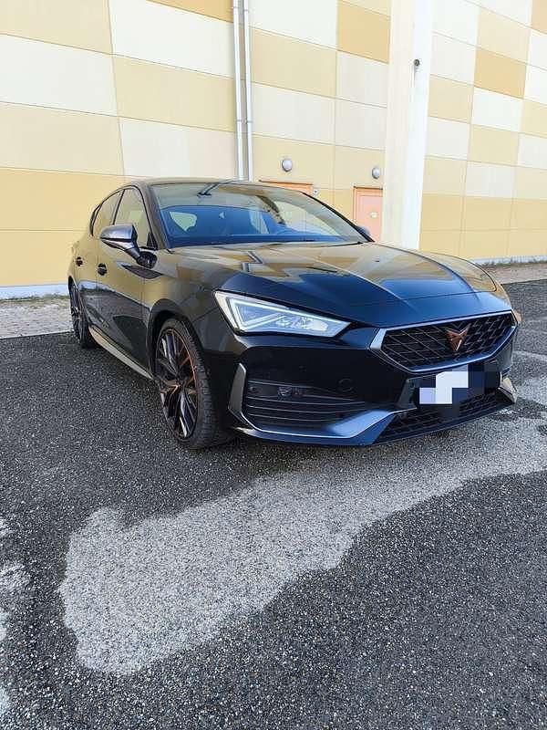 Usata 2022 Cupra Leon Tre volumi | 27.500 € (Ottimo prezzo) - Immagine 1/4