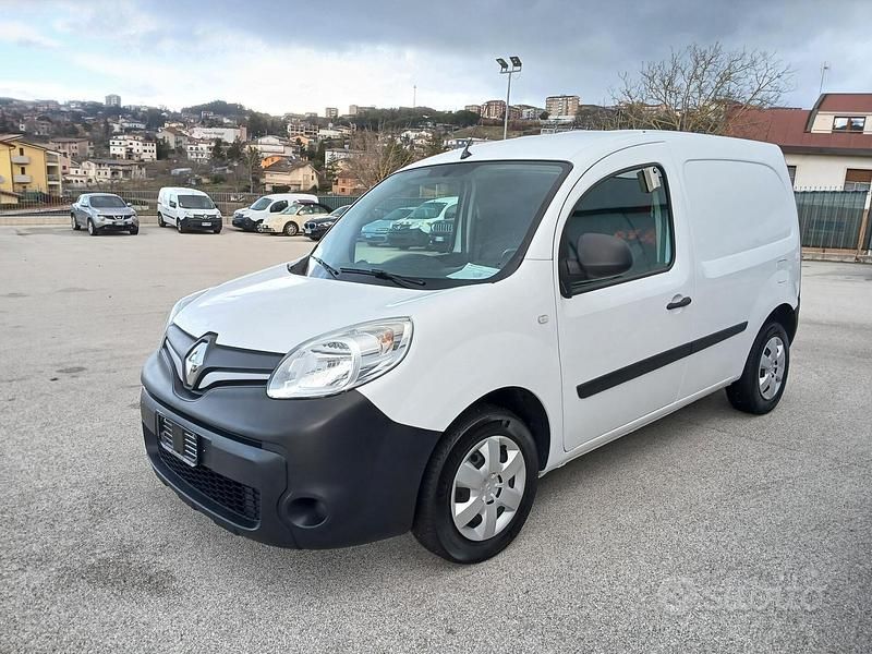 Usata Renault Kangoo 95 CV (69 kW) 2020 Bianco Monovolume