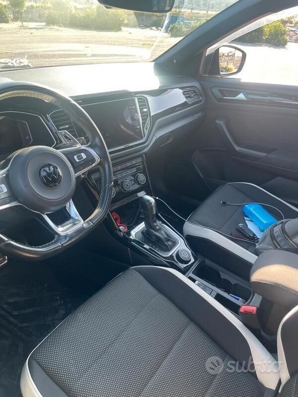 Usata VW T-Roc 150 CV (110 kW) 2020 Grigio SUV