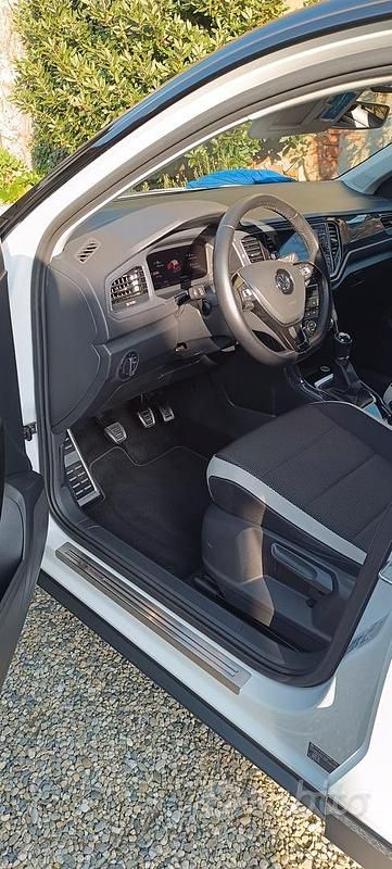 Usata VW T-Roc 115 CV (84 kW) 2019 Bianco SUV
