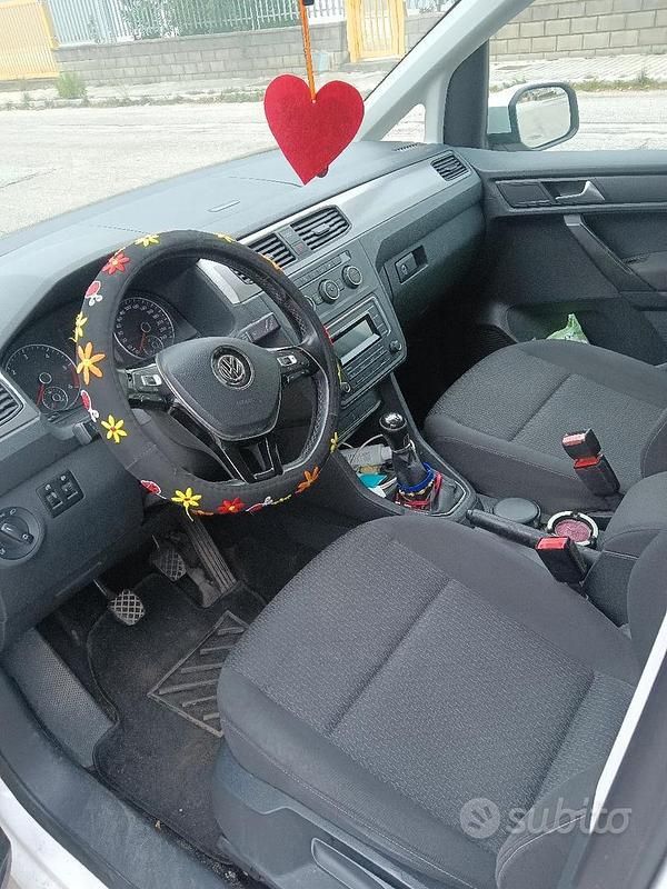 Usata VW Caddy 2018 Bianco Monovolume