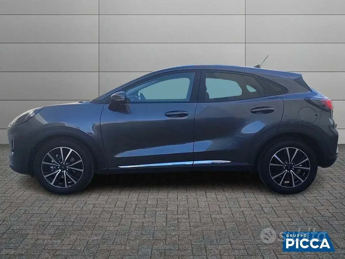 Usata Ford Puma Titanium 125 CV (91 kW) 2023 Grigio SUV