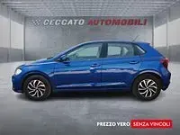 Usata VW Polo Life 95 CV (69 kW) 2024 Blu Utilitaria
