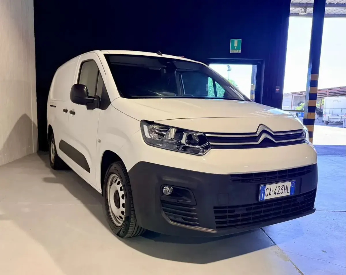Usata Citroën Berlingo 131 CV (96 kW) 2020 Bianco Monovolume
