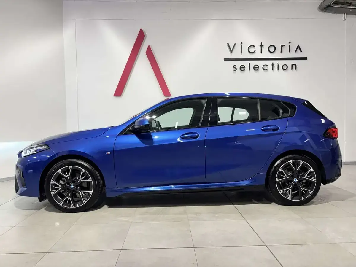 Usata BMW 118 M Sport 150 CV (110 kW) 2024 Blu/azzurro Utilitaria