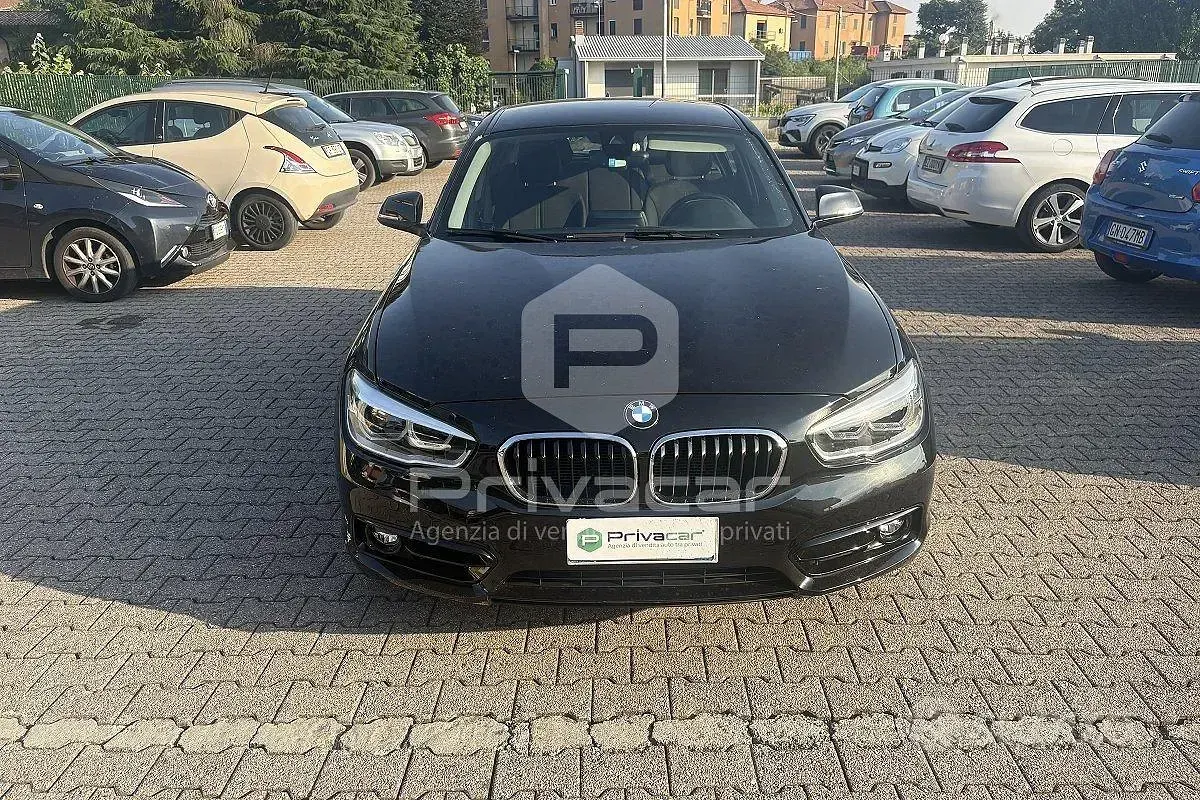 Usata BMW 118 Sport Line 150 CV (110 kW) 2018 Nero Utilitaria
