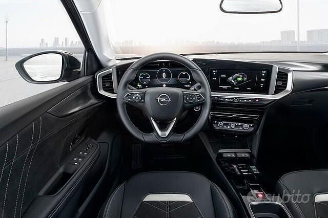 Usata Opel Mokka-e Ultimate 100 kW (136 CV) 2022 Verde SUV