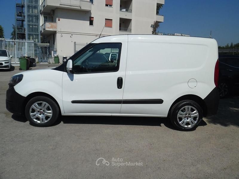 Usata Fiat Doblò 95 CV (69 kW) 2018 Bianco Monovolume