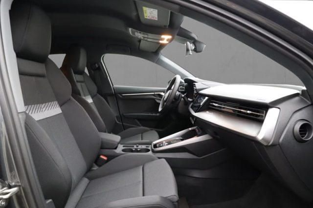 Usata Audi A3 e-tron S-Line 150 CV (110 kW) 2023 Grigio Utilitaria