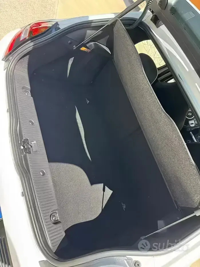 Usata Renault Twingo 69 CV (50 kW) 2022 Bianco Utilitaria