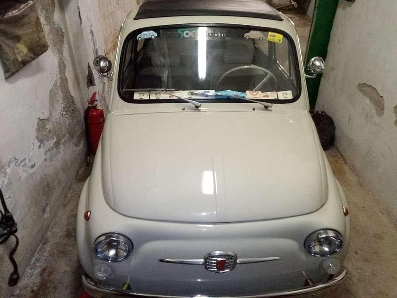 Usata Fiat 500 19 CV (13 kW) 1967 Beige Utilitaria