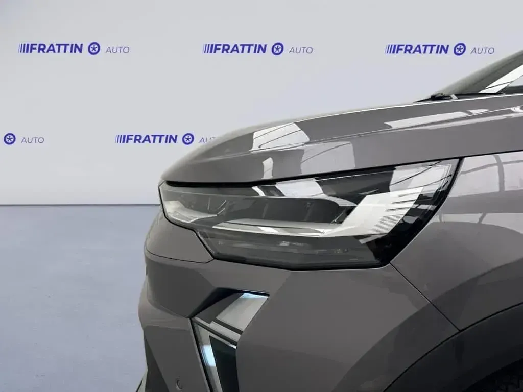 Usado Renault Symbioz Iconic 167 CV (122 kW) 2025 Gris SUV
