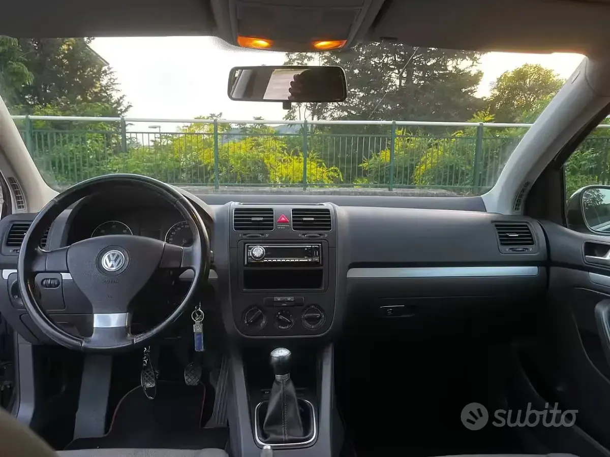Usata VW Golf IV Goal 105 CV (77 kW) 2006 Bluazzurro Berlina