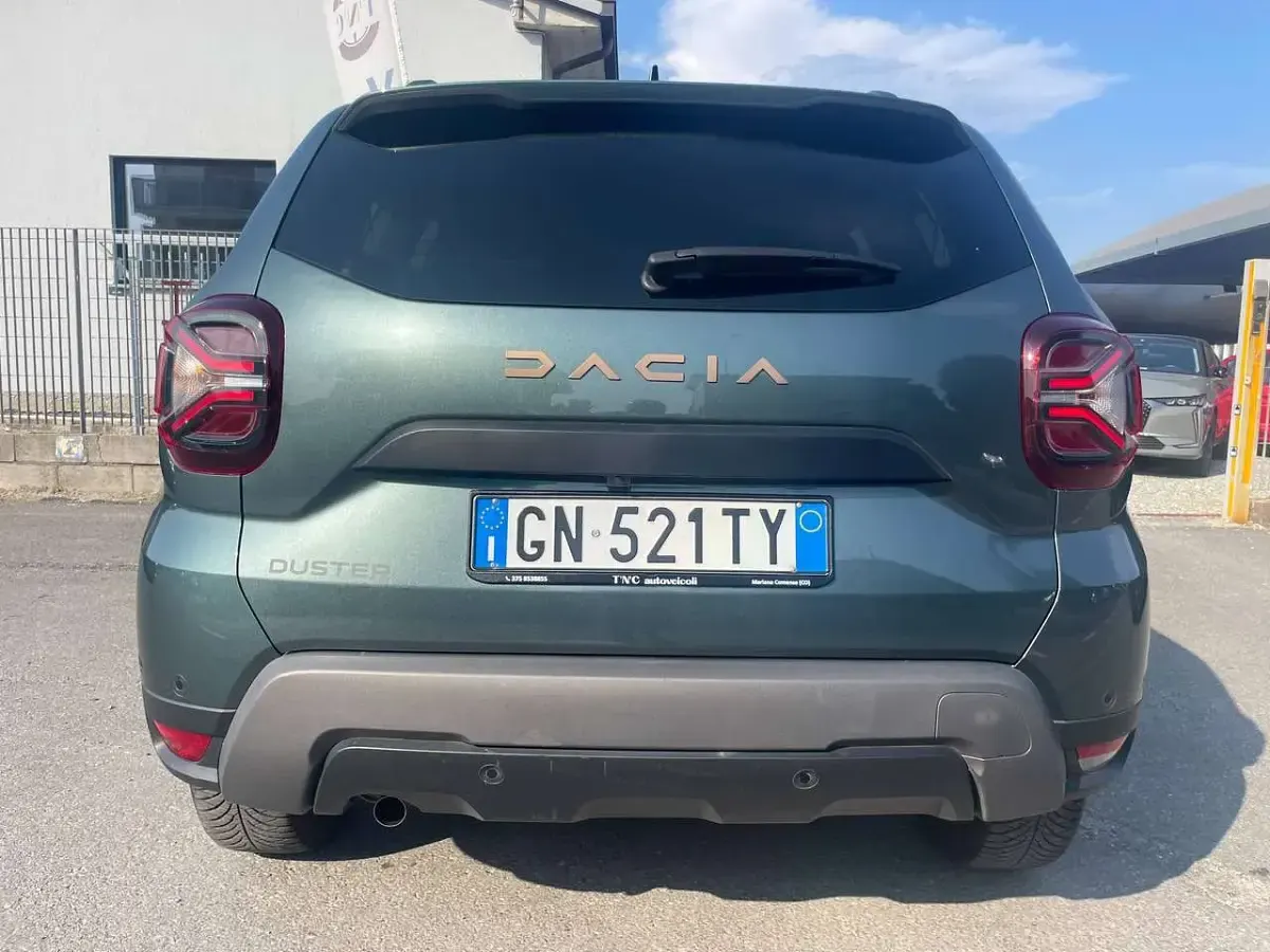 Usata Dacia Duster Extreme 101 CV (74 kW) 2023 Verde SUV