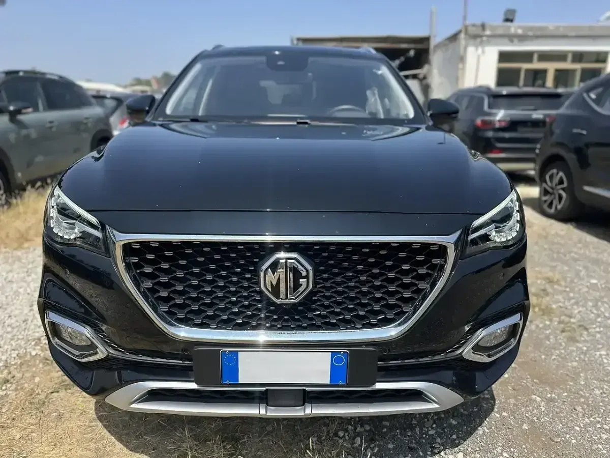 Usata MG HS Luxury 162 CV (119 kW) 2023 Nero SUV
