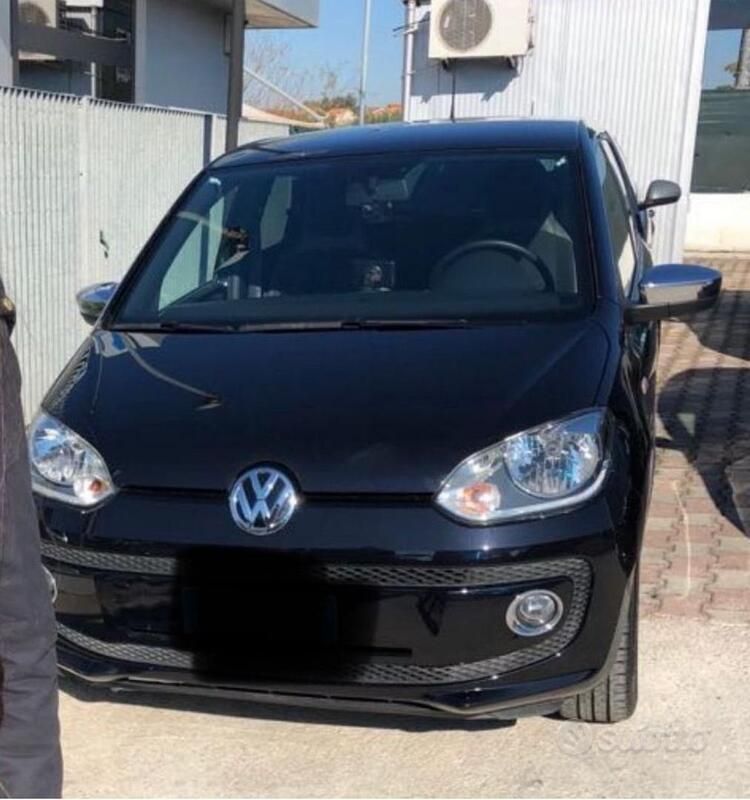 Usata VW up! 75 CV (55 kW) 2016 Nero Utilitaria